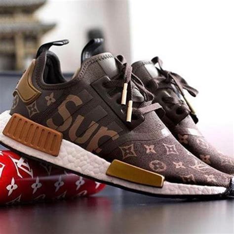 Supreme x Louis Vuitton x adidas NMD R1 .